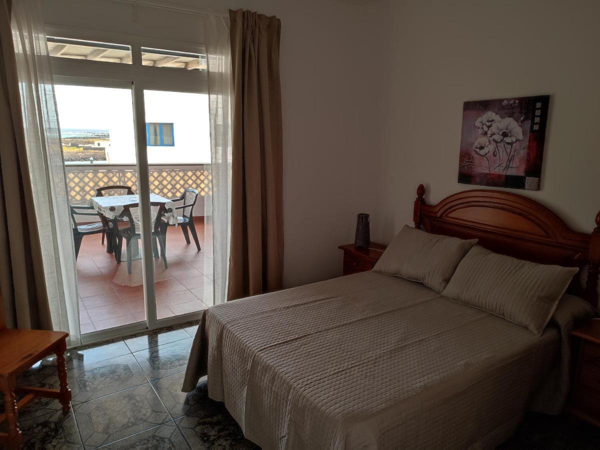Orzola Frente Al Mar Apartamento Exterior foto